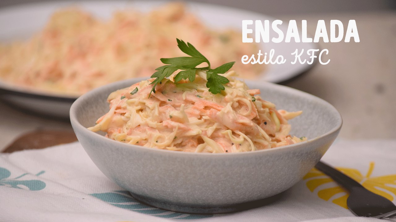 Ensalada de col y zanahoria estilo KFC en 3 sencillos pasos