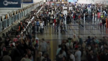 7 Things You Should Never Wear on a Plane  According to Travel Experts