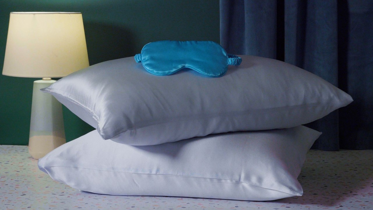 How to Wash Silk Pillowcases