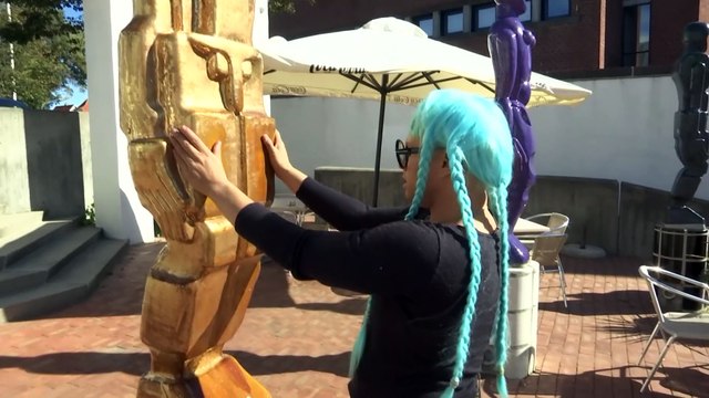 TV ØST REPORTAGEN: KUNST MED MOR og sendt på TV Øst i 2019 = TV2 Danmark