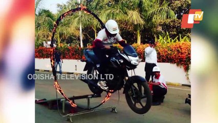 Asst professor's daredevil bike stunts leave all stunned