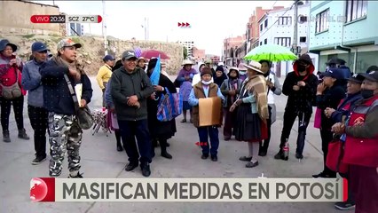 Bloqueo por el litio en Potosí: transportistas dicen que ya no cuentan con recursos y alimentos 