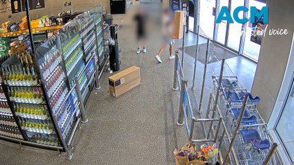 Brazen thieves shoplift from Aldi near Melbourne
