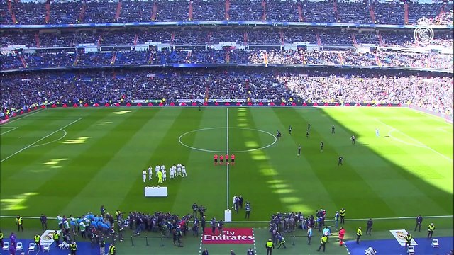 Cristiano Ronaldo offers his fourth Ballon dOr to the Bernabéu