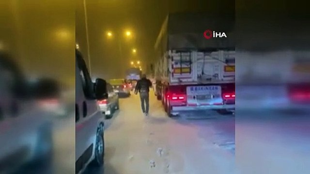 Çorum’da tipi sürücülere zor anlar yaşattı