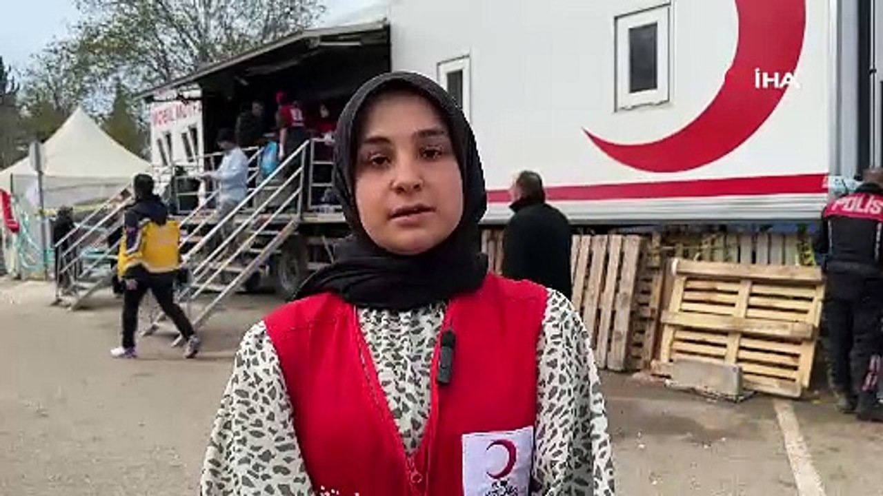 Depremzede gençler umutları yeşertmek için birlik oldu