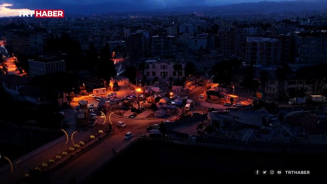 Boşaltılan evler onlara emanet: Polis ve bekçiler enkaz nöbetinde