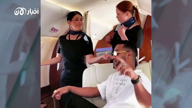 مقتطف مع النجوم | إستياء من محمد رمضان في مهرجان الجونة ورقصه مع المضيفات يستفز الجمهور.