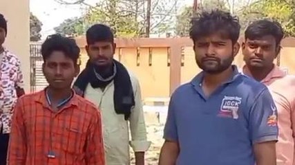 देवरिया: अनियंत्रित होकर गड्ढे में पलटी जीप, मासूम समेत दो की मौत, मची चीख पुकार