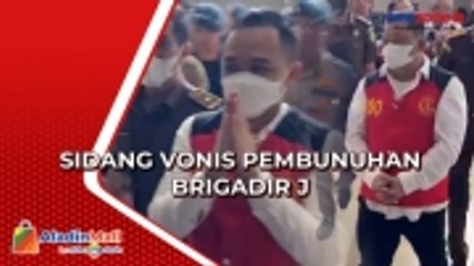 Kuat Maruf dan Ricky Rizal Tiba di PN Jakarta Selatan