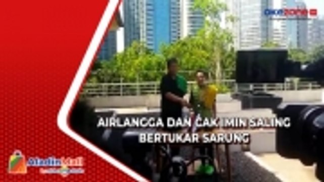 Kalungkan Sarung Hijau Kuning, Pertemuan Airlangga Hartarto dan Cak Imin di Istora Senayan jadi Kode Koalisi?