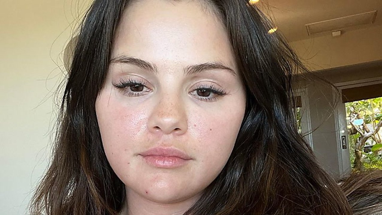 Natur Pur! Selena Gomez begeistert ungeschminkt - und unterstützt damit Miley Cyrus