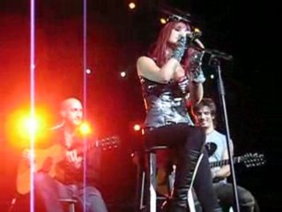 Dulce Maria No Pares Newark NJ 3/14/08