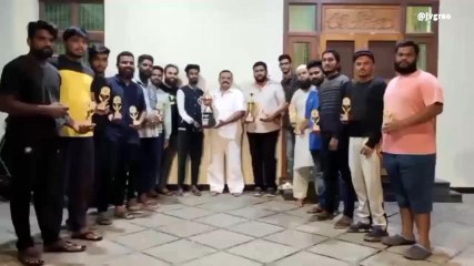 హుజురాబాద్: హోరాహోరీగా సాగిన బ్యాడ్మింటన్ పోటీలు