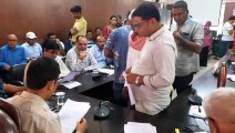 Collector listened to the problems of common people in public hearing, resolved