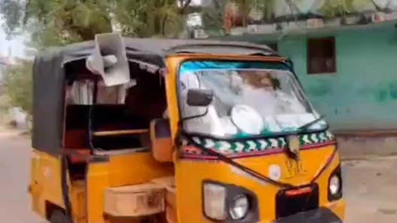 మంథని: దొంగలున్నారు జాగ్రత్త.. పోలీసుల వినూత్న ప్రచారం..!