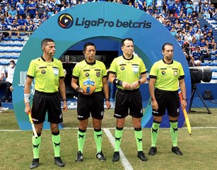 Árbitros amenazan  con no dirigir en LigaPro