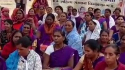छिंदवाड़ा: आशा उषा कार्यकर्ताओं ने बोला हल्ला, जेल बगीचे में धरना..जानिए क्यों ?