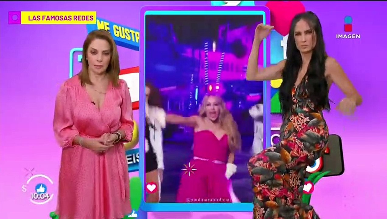 Marlene Favela junto al Bicho