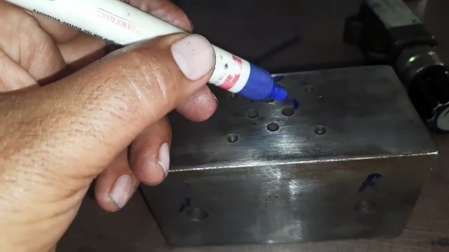 Hydraulic manifold block making #mechanicallogic