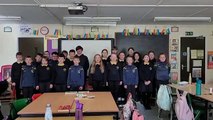 Pupils in rang 7 in Gaelscoil Éadain Mhóir singing Ríoga