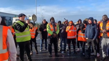 "No somos robots": el grito desesperado de los empleados de Amazon en R.Unido