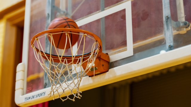 Coors Light Releasing Beer-Flavored Popsicles