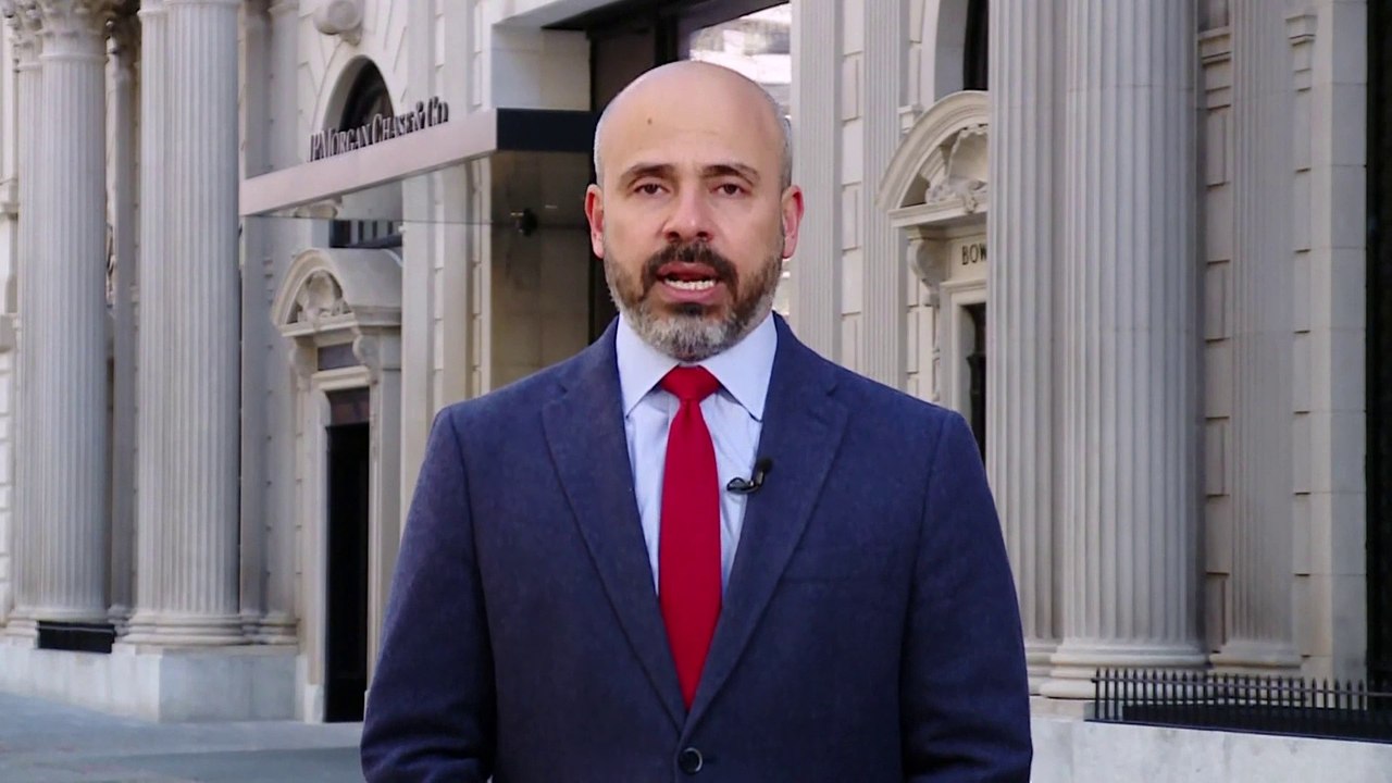 التاسعة هذا المساء | ترمب يشن هجوماً حاداً على حاكم فلوريدا رون ديسانتيس: "غير مخلص"