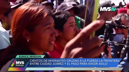 Cientos de migrantes cruzan a la fuerza