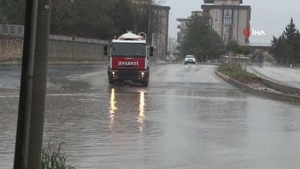 Deprem bölgesinde yağış etkili oldu