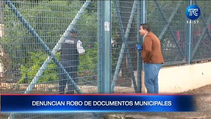 Denuncian robo de documentos municipales