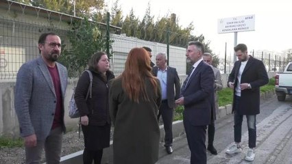 Bayraklı Geçici Barınma Merkezi'ni Ziyaret Eden Başkan Sandal: "Depremzedelerin Tahliyelerini Biz Gerçekleştireceğiz"