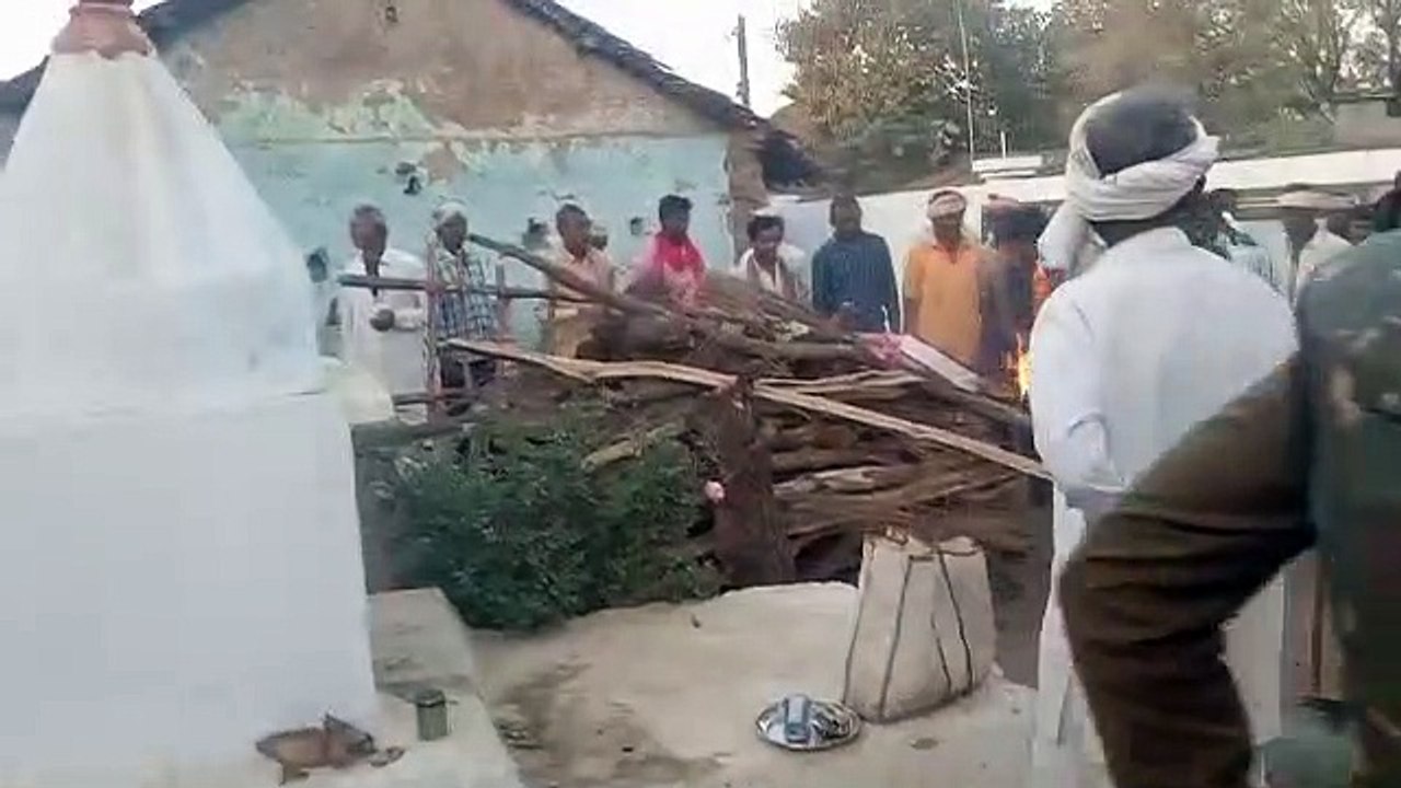 Those who performed last rites in courtyard released on bail