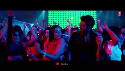 Soniye Je (Video) Gumraah ,Vishal Mishra , Aditya Roy Kapur, Mrunal Thakur, Bhushan Kumar