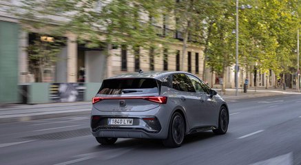 Cupra Born equipamiento con novedades tecnológicas. Video Motor Pro