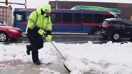 Extremwetter in den USA: Schneestürme und Regen-Chaos