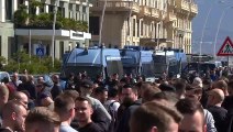 Napoli-Eintracht, la polizia presidia i bus dei tifosi tedeschi