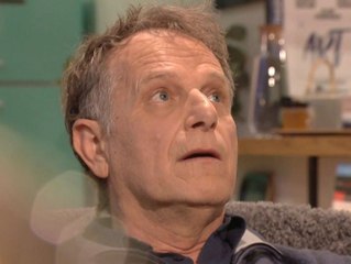 Charles Berling se confie sur son passé amoureux dans En Aparté : “J’ai eu une période homosexuelle, je ne le suis plus”