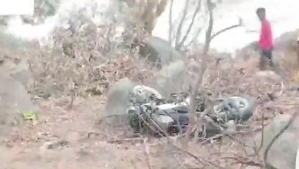 మెదక్: గ్రామ శివారులో రోడ్డు ప్రమాదం.. ఇద్దరికి తీవ్ర గాయాలు