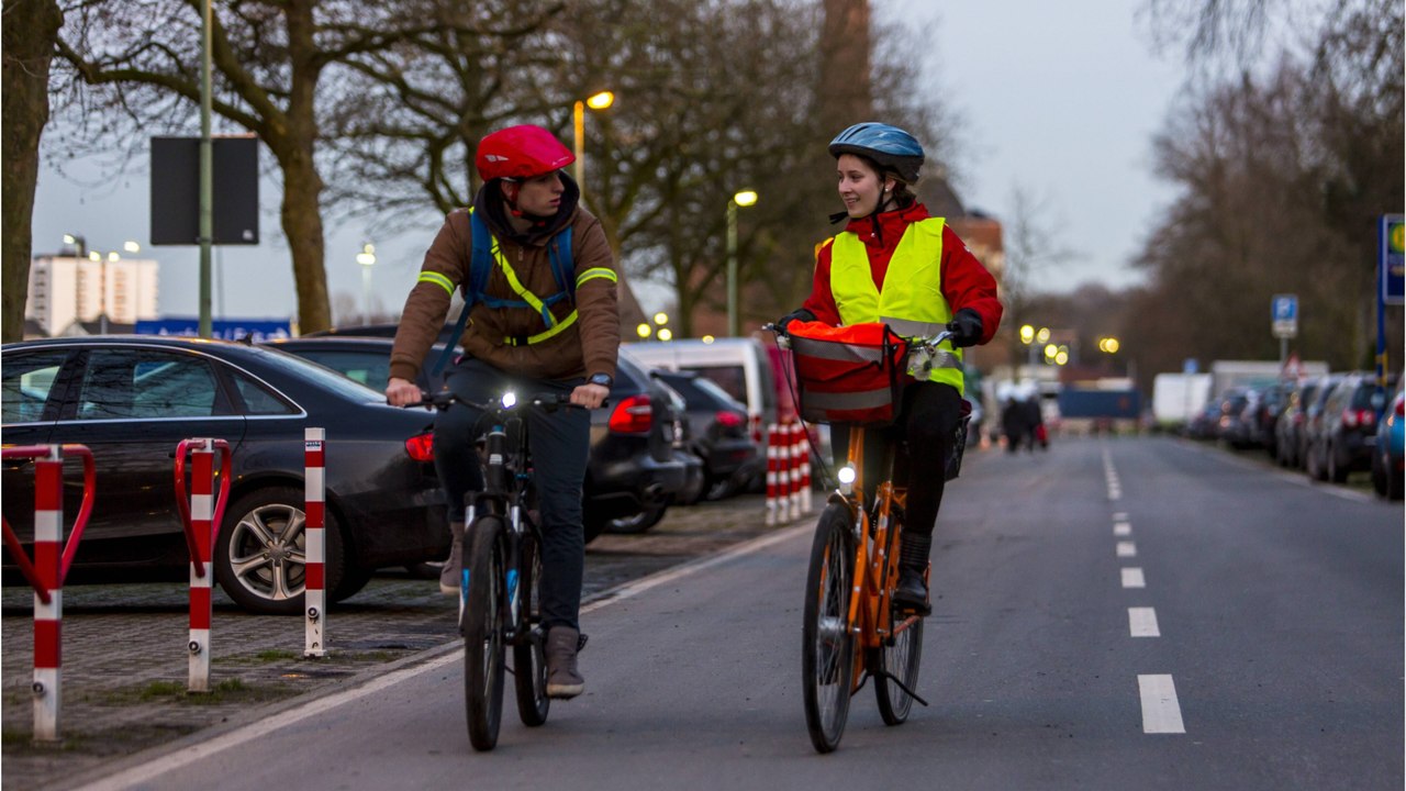 Sichtbarkeit verbessern: An trüben Tagen mit Licht radeln