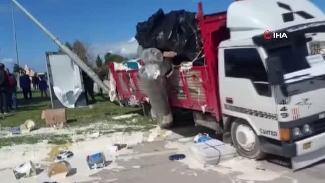 Okul servis minibüsü ile kamyon çarpıştı: 4'ü öğrenci 5 yaralı