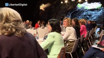 Sánchez lanza un mensaje de tranquilidad por la crisis financiera durante la cumbre hispanolusa