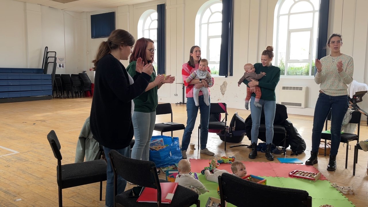 Local baby friendly choir is helping parents and carers with their wellbeing