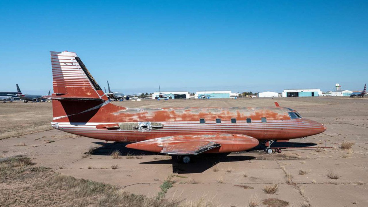 Elvis Presley s Decaying Private Jet Undergoing Transformation In Florida
