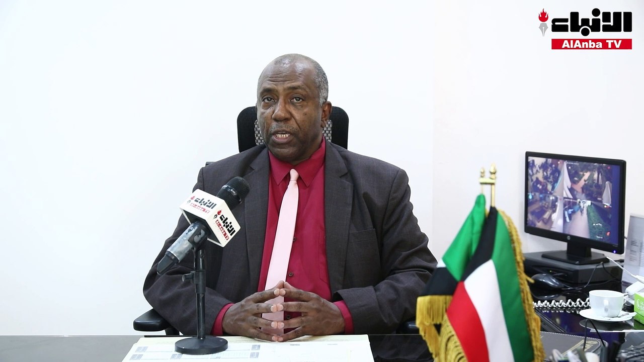 السفير السوداني لدى البلاد عوض الكريم الريح بلة...