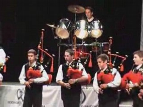 Bagad Bro Foën - Ploemeur 2008