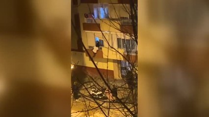 Un hombre pone su vida en riesgo para intentar desalojar a quienes habían ocupado su vivienda