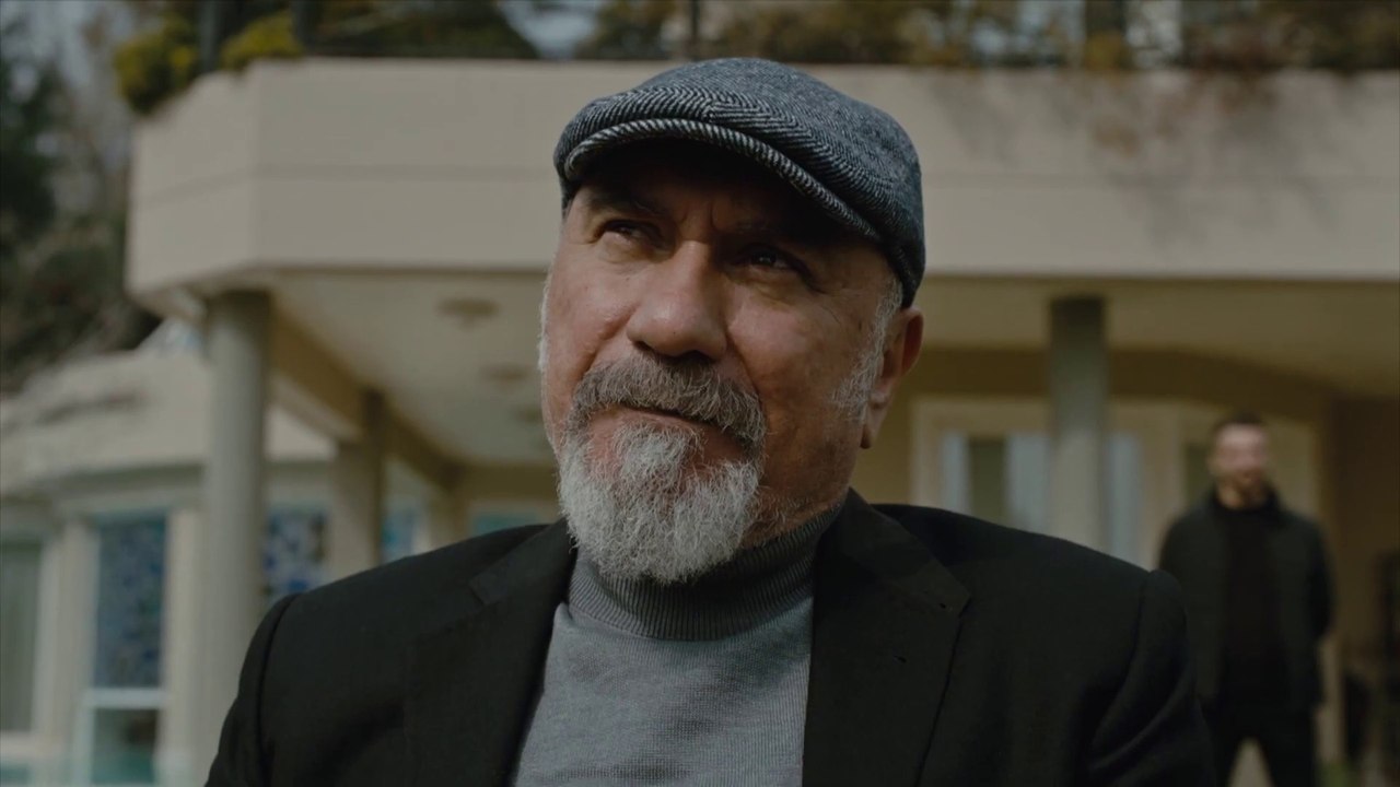 Tahir Lekesiz'e Kafa Tutmak Mı - Adım Farah 3. Bölüm