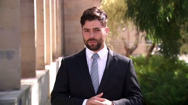 Government defends subs deal after Paul Keating criticisms