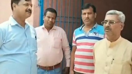 खगड़िया: विद्यालय के गेट का ताला तोड़कर चोरों ने 11 सीलिंग फैन को उड़ाया, जानिए मामला